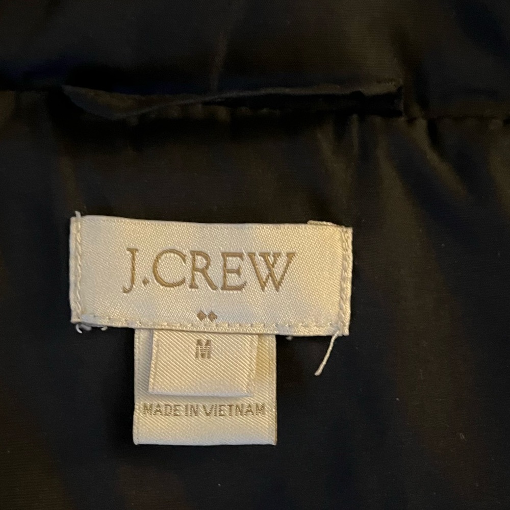 JCREW | DOWN | PUFFER VEST | SIZE MEDIUM - Picture 5 of 6
